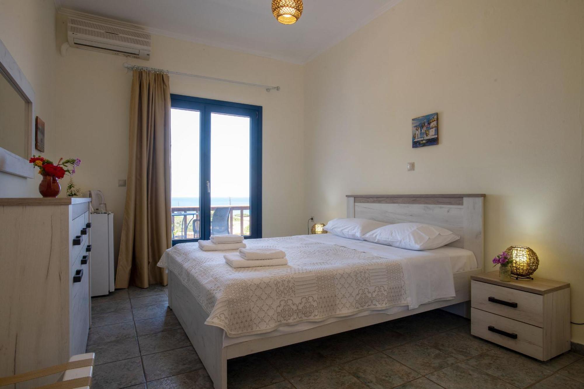 Adam Apartment Falasarna Room photo